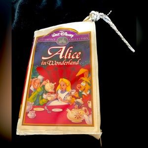 DISNEY PURSE